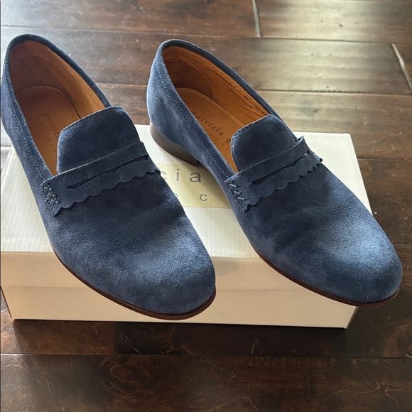 Patricia Green suede penny loafers size 9
